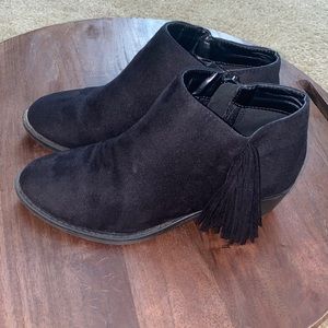 Ankle booties